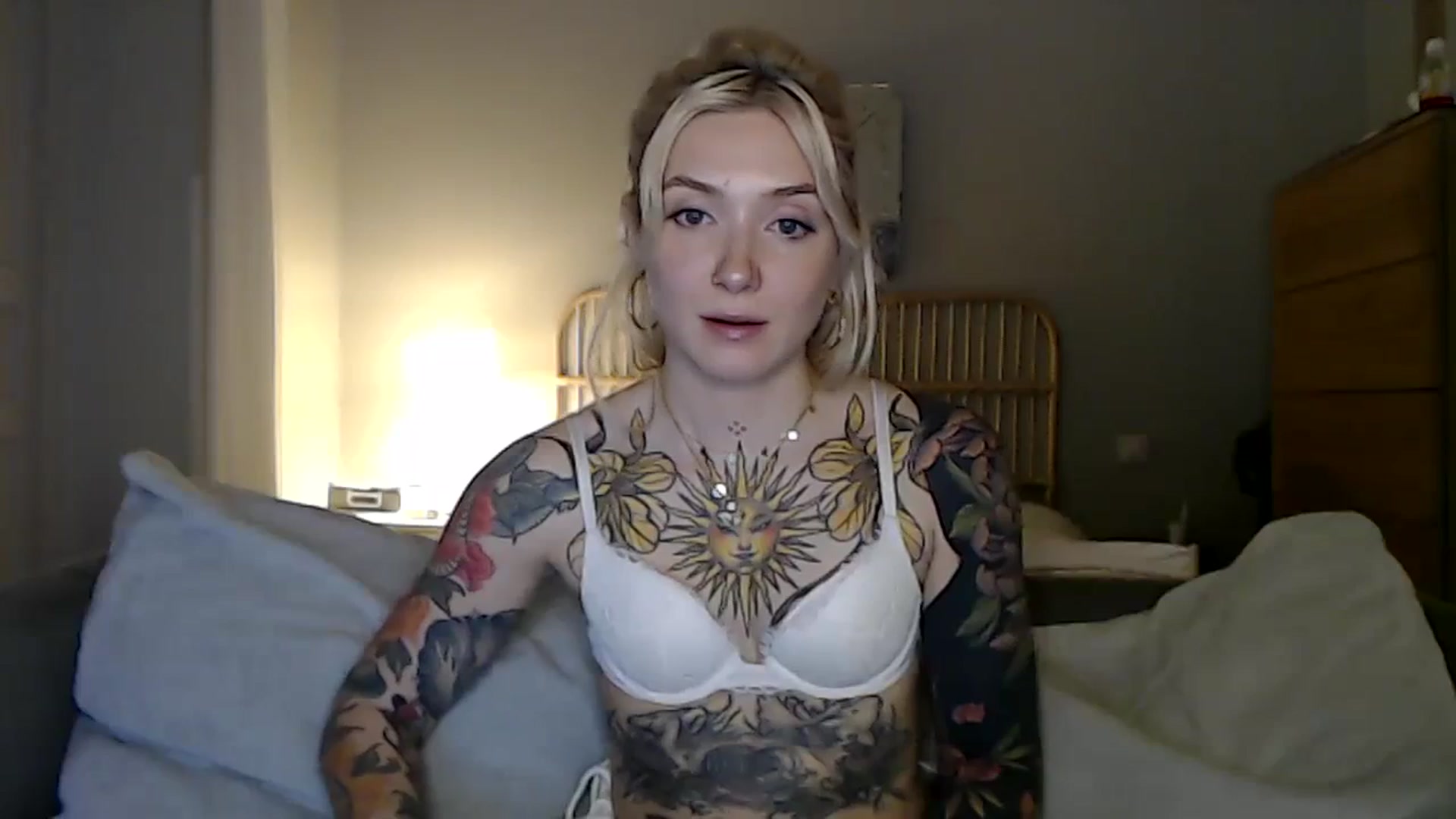 Gallery image thumbnail from Tattoo_bbgirl's myfreecams stream on, 02/26/2024, 18:34 image 18 of 20