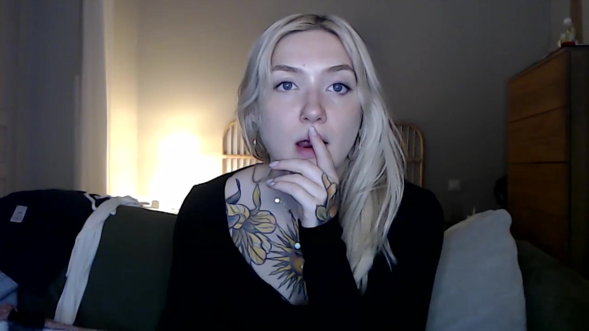 Gallery image thumbnail from Tattoo_bbgirl's myfreecams stream on, 02/27/2024, 19:54 image 13 of 20