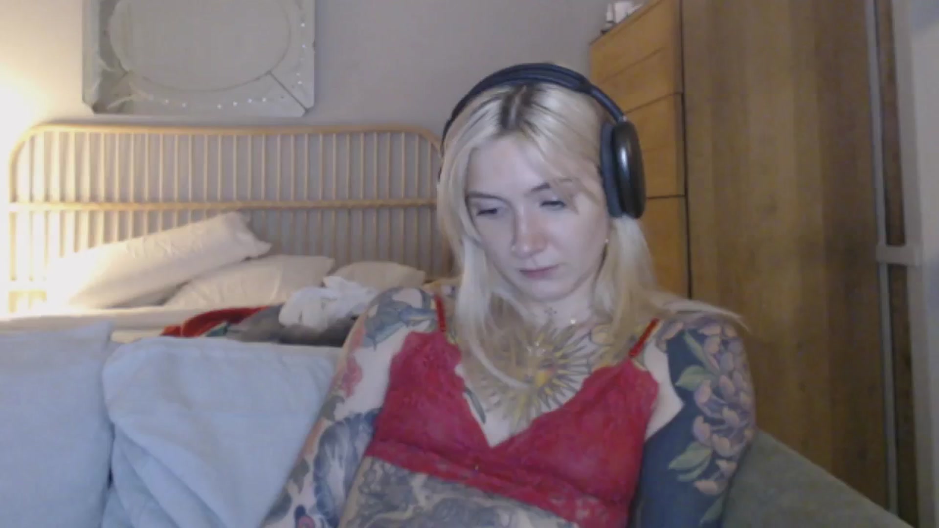 Gallery image thumbnail from Tattoo_bbgirl's myfreecams stream on, 03/12/2024, 18:59 image 12 of 20
