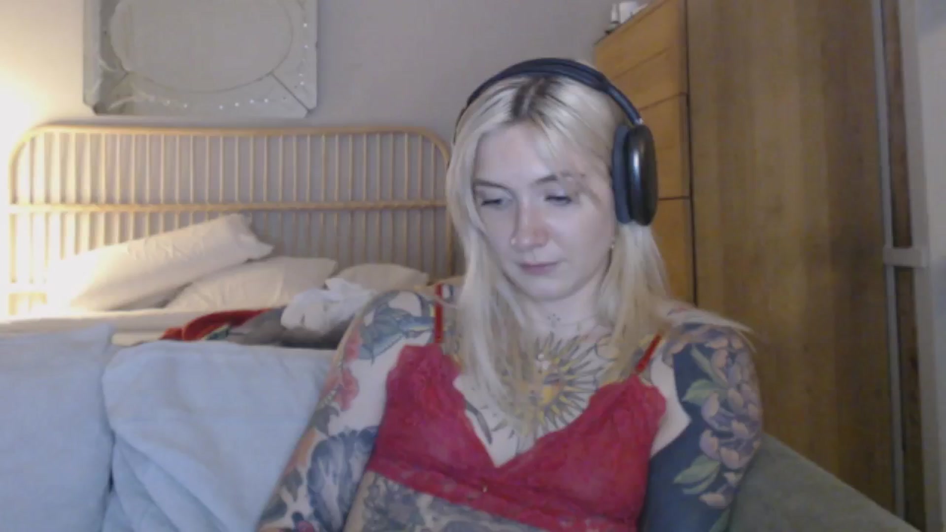 Gallery image thumbnail from Tattoo_bbgirl's myfreecams stream on, 03/12/2024, 18:59 image 13 of 20