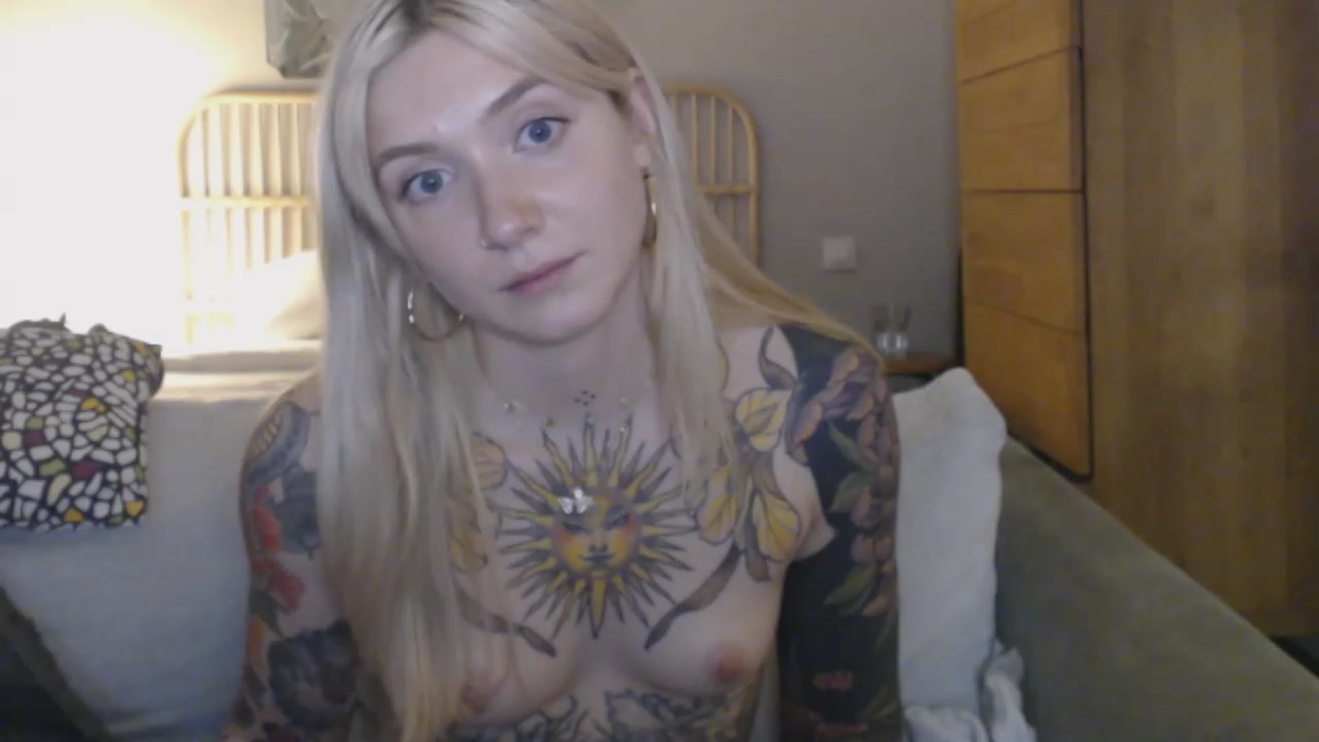 Gallery image thumbnail from Tattoo_bbgirl's myfreecams stream on, 03/12/2024, 20:22 image 20 of 20