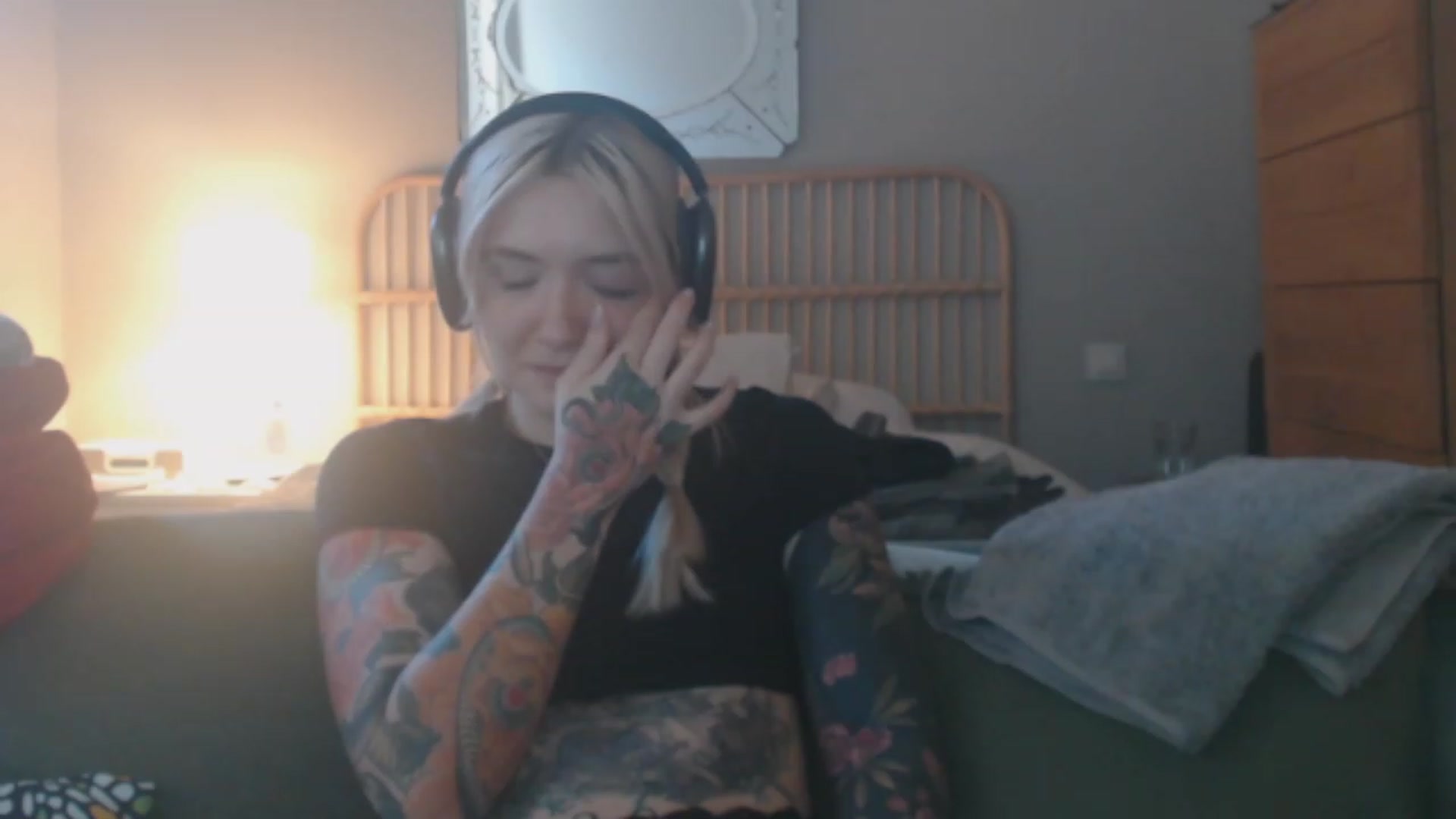 Gallery image thumbnail from Tattoo_bbgirl's myfreecams stream on, 03/13/2024, 17:27 image 14 of 20