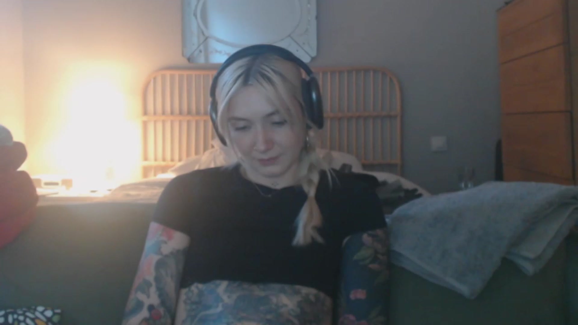 Gallery image thumbnail from Tattoo_bbgirl's myfreecams stream on, 03/13/2024, 17:27 image 16 of 20