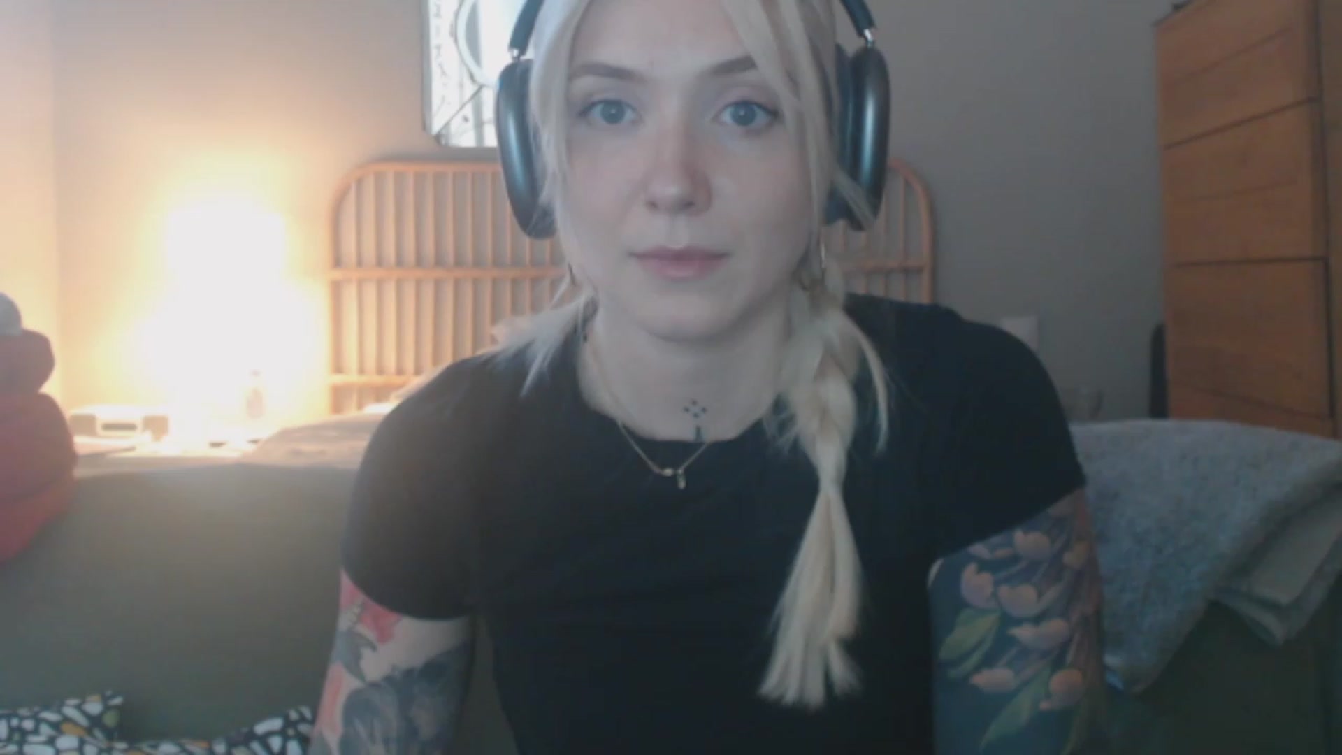 Gallery image thumbnail from Tattoo_bbgirl's myfreecams stream on, 03/13/2024, 17:27 image 12 of 20
