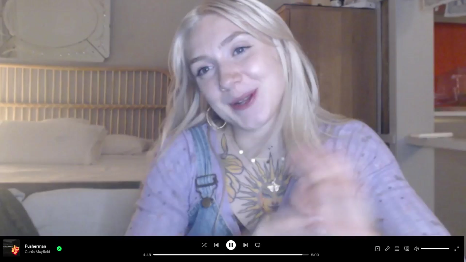 Gallery image thumbnail from Tattoo_bbgirl's myfreecams stream on, 03/25/2024, 19:35 image 18 of 20