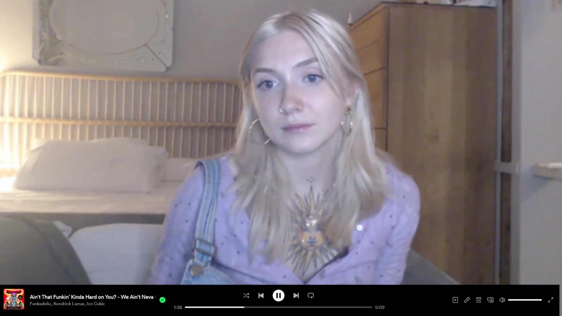 Gallery image thumbnail from Tattoo_bbgirl's myfreecams stream on, 03/25/2024, 19:35 image 12 of 20