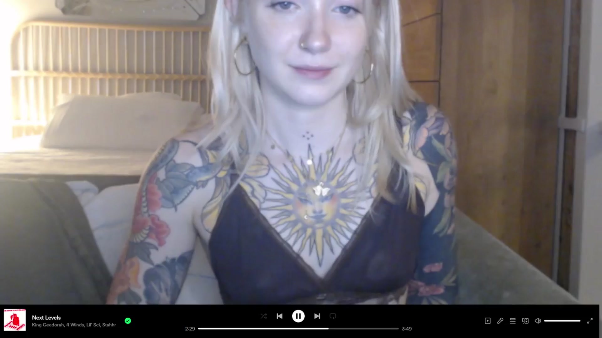 Gallery image thumbnail from Tattoo_bbgirl's myfreecams stream on, 03/25/2024, 20:36 image 10 of 20