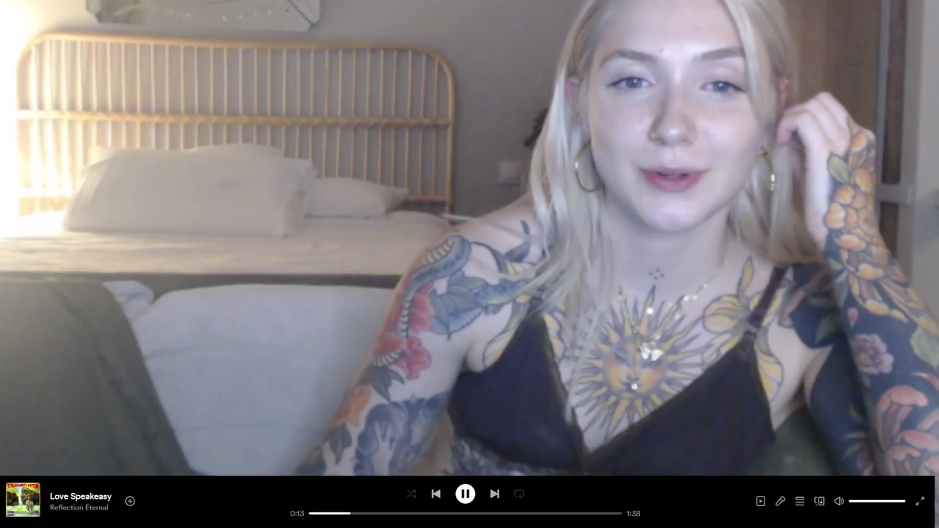 Gallery image thumbnail from Tattoo_bbgirl's myfreecams stream on, 03/25/2024, 20:36 image 13 of 20