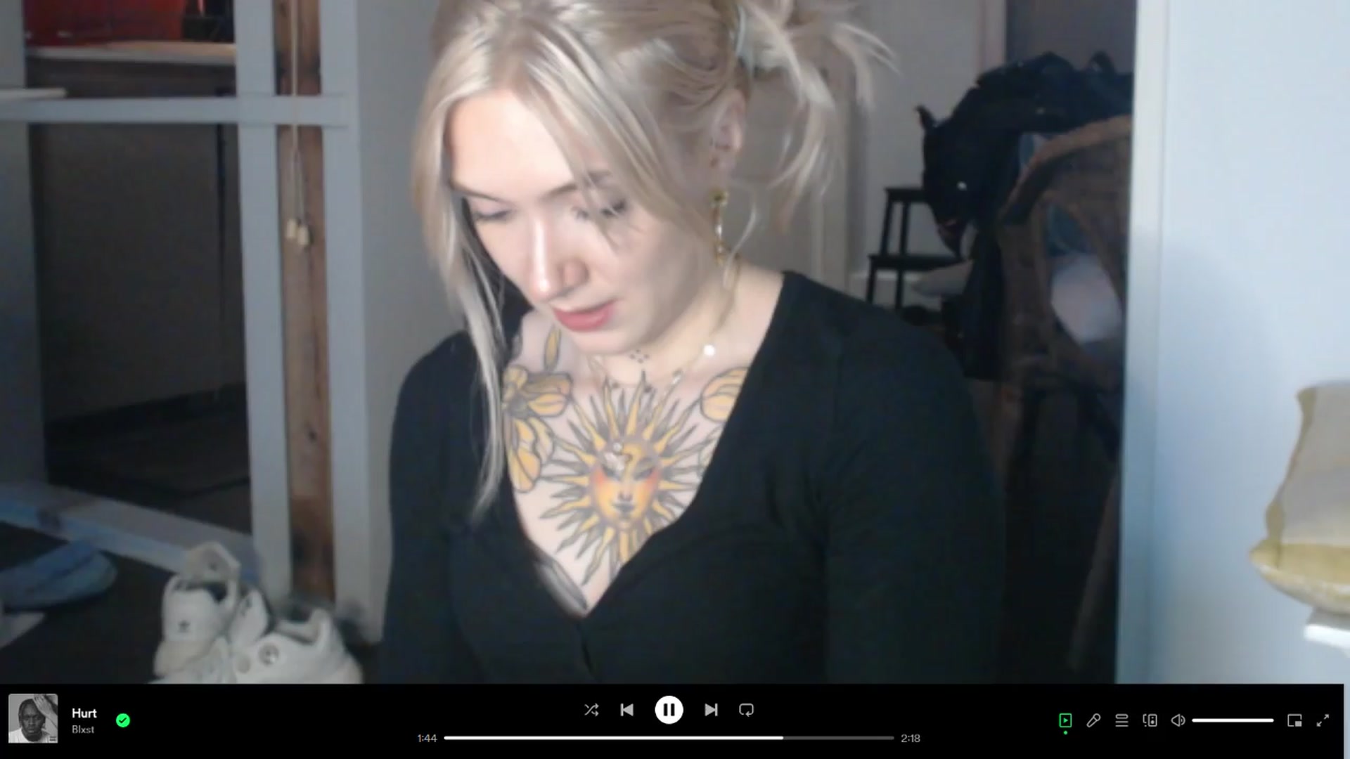 Gallery image thumbnail from Tattoo_bbgirl's myfreecams stream on, 03/26/2024, 18:15 image 14 of 20