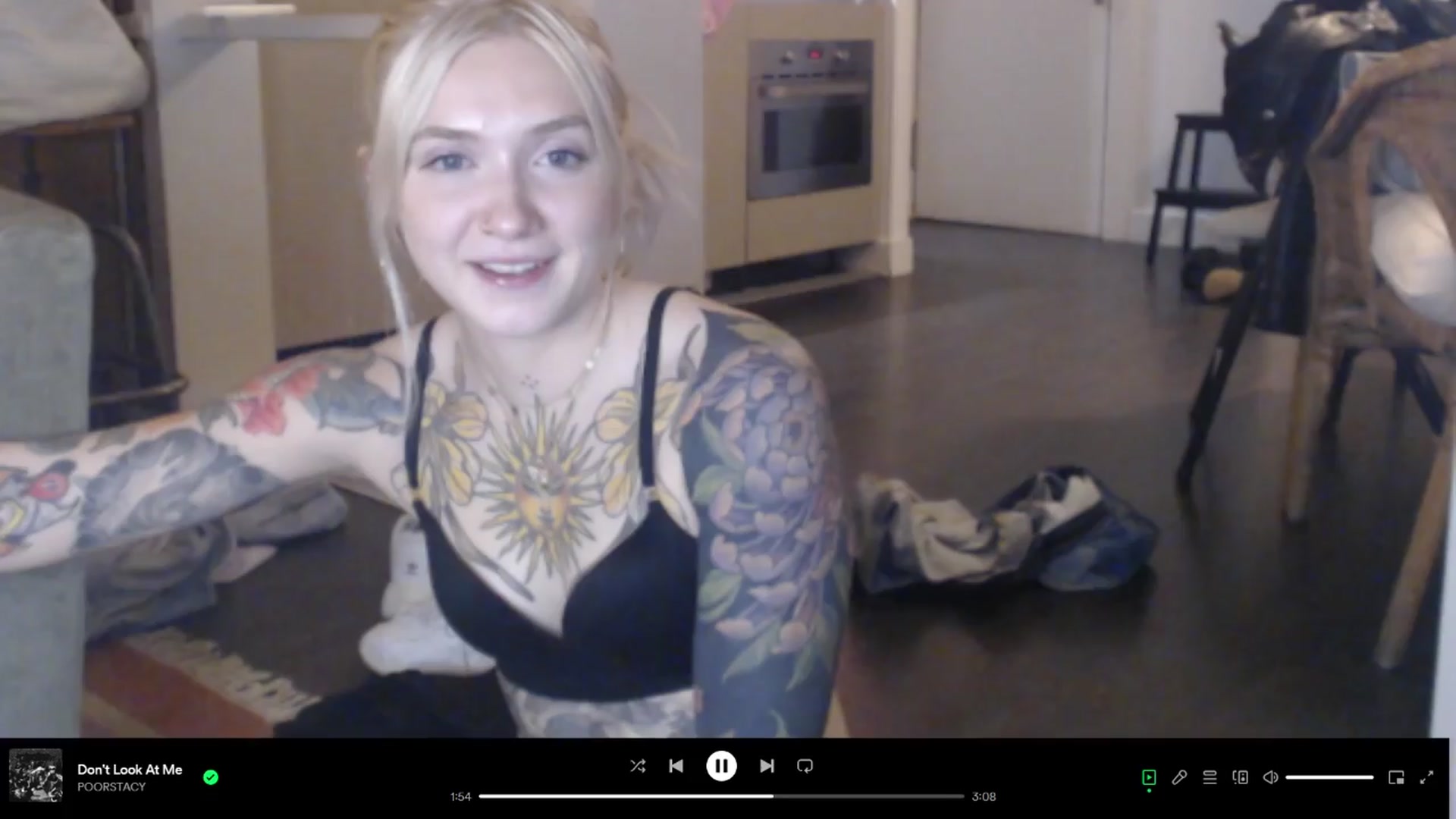Gallery image thumbnail from Tattoo_bbgirl's myfreecams stream on, 03/26/2024, 20:38 image 6 of 20