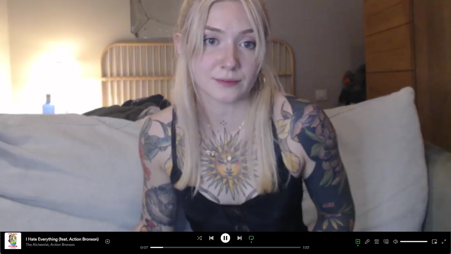 Gallery image thumbnail from Tattoo_bbgirl's myfreecams stream on, 04/03/2024, 19:39 image 11 of 20