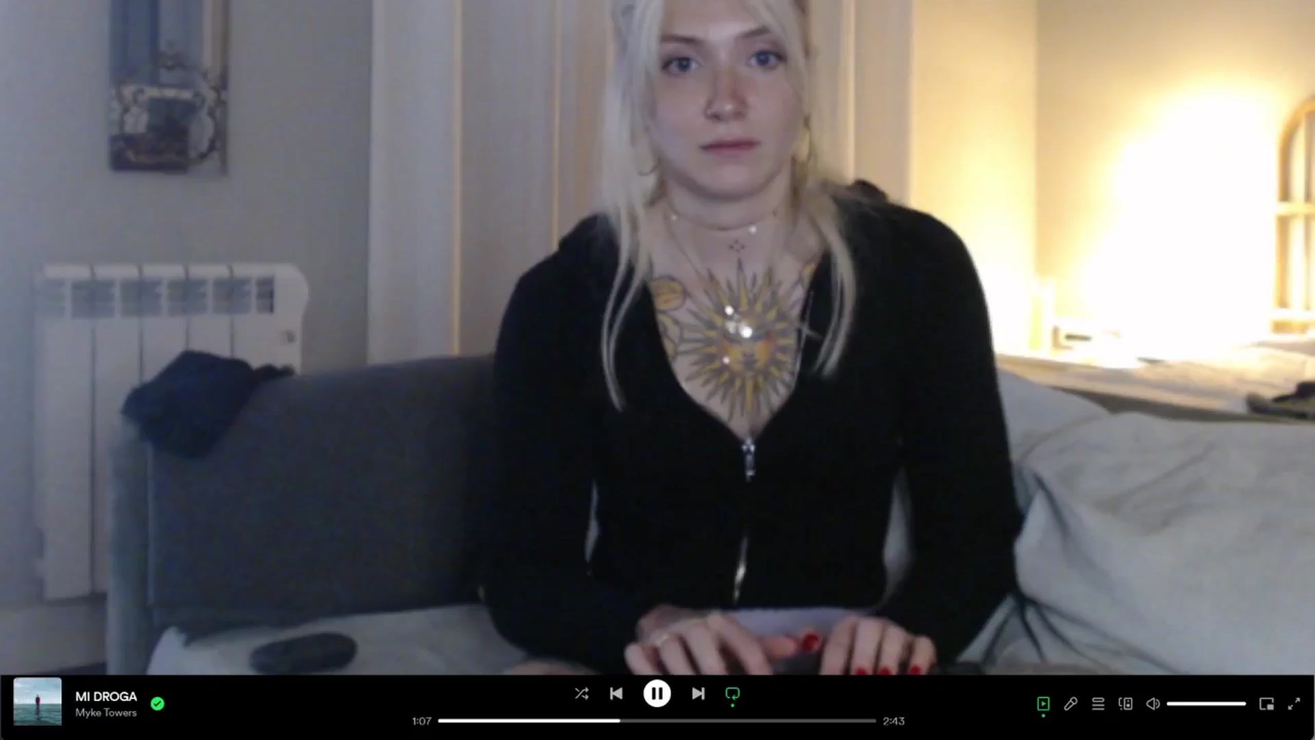 Gallery image thumbnail from Tattoo_bbgirl's myfreecams stream on, 04/19/2024, 20:02 image 4 of 20