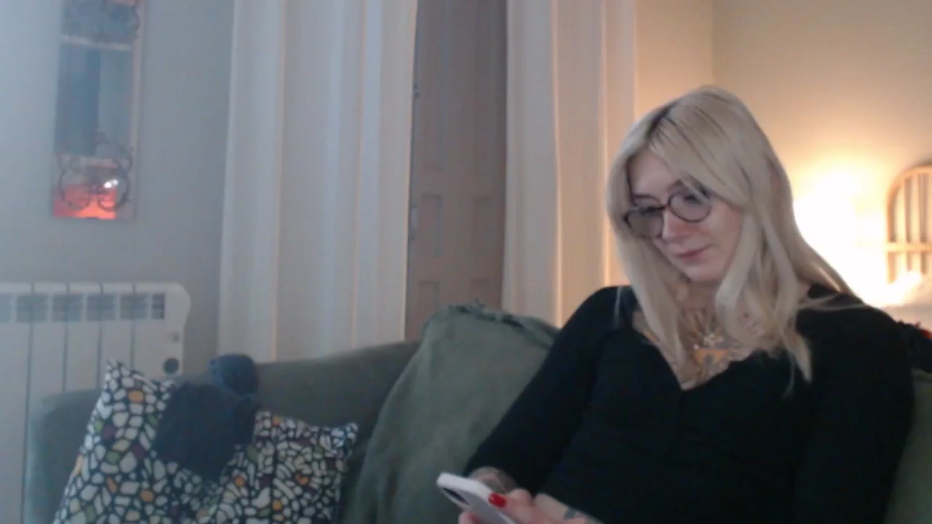 Gallery image thumbnail from Tattoo_bbgirl's myfreecams stream on, 04/23/2024, 18:12 image 15 of 20