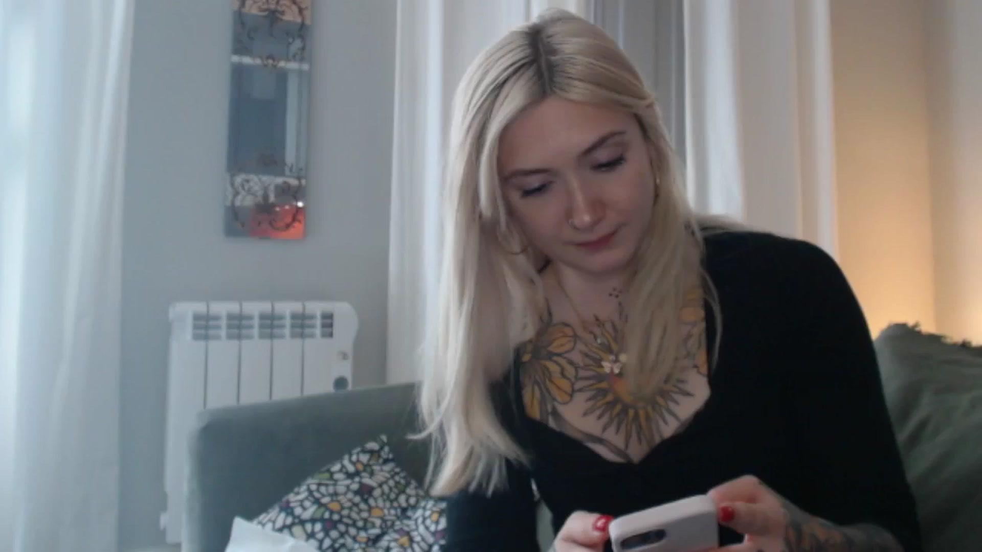 Gallery image thumbnail from Tattoo_bbgirl's myfreecams stream on, 04/23/2024, 18:12 image 1 of 20