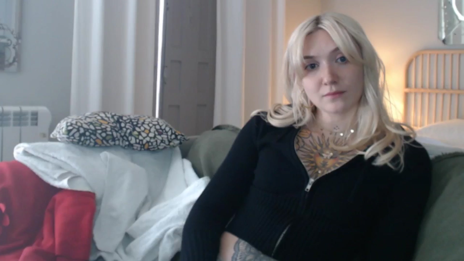 Gallery image thumbnail from Tattoo_bbgirl's myfreecams stream on, 04/24/2024, 15:00 image 10 of 20
