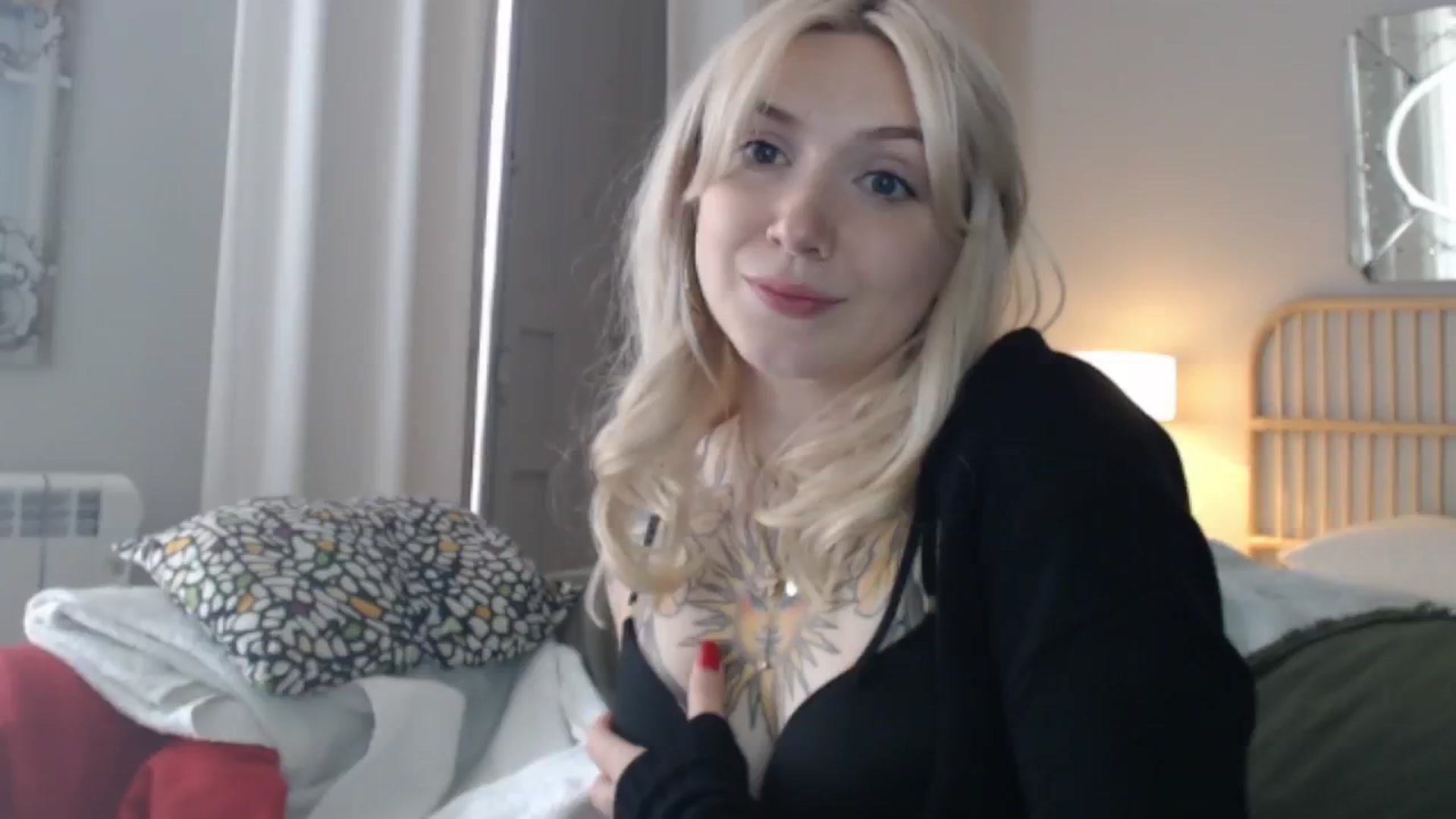 Gallery image thumbnail from Tattoo_bbgirl's myfreecams stream on, 04/24/2024, 15:00 image 14 of 20