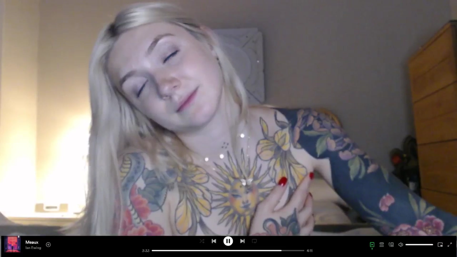 Gallery image thumbnail from Tattoo_bbgirl's myfreecams stream on, 04/25/2024, 19:33 image 5 of 20