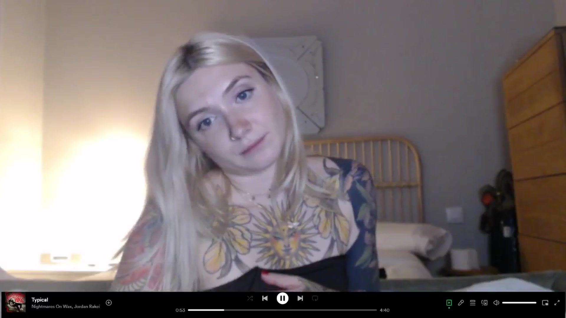 Gallery image thumbnail from Tattoo_bbgirl's myfreecams stream on, 04/25/2024, 19:33 image 8 of 20