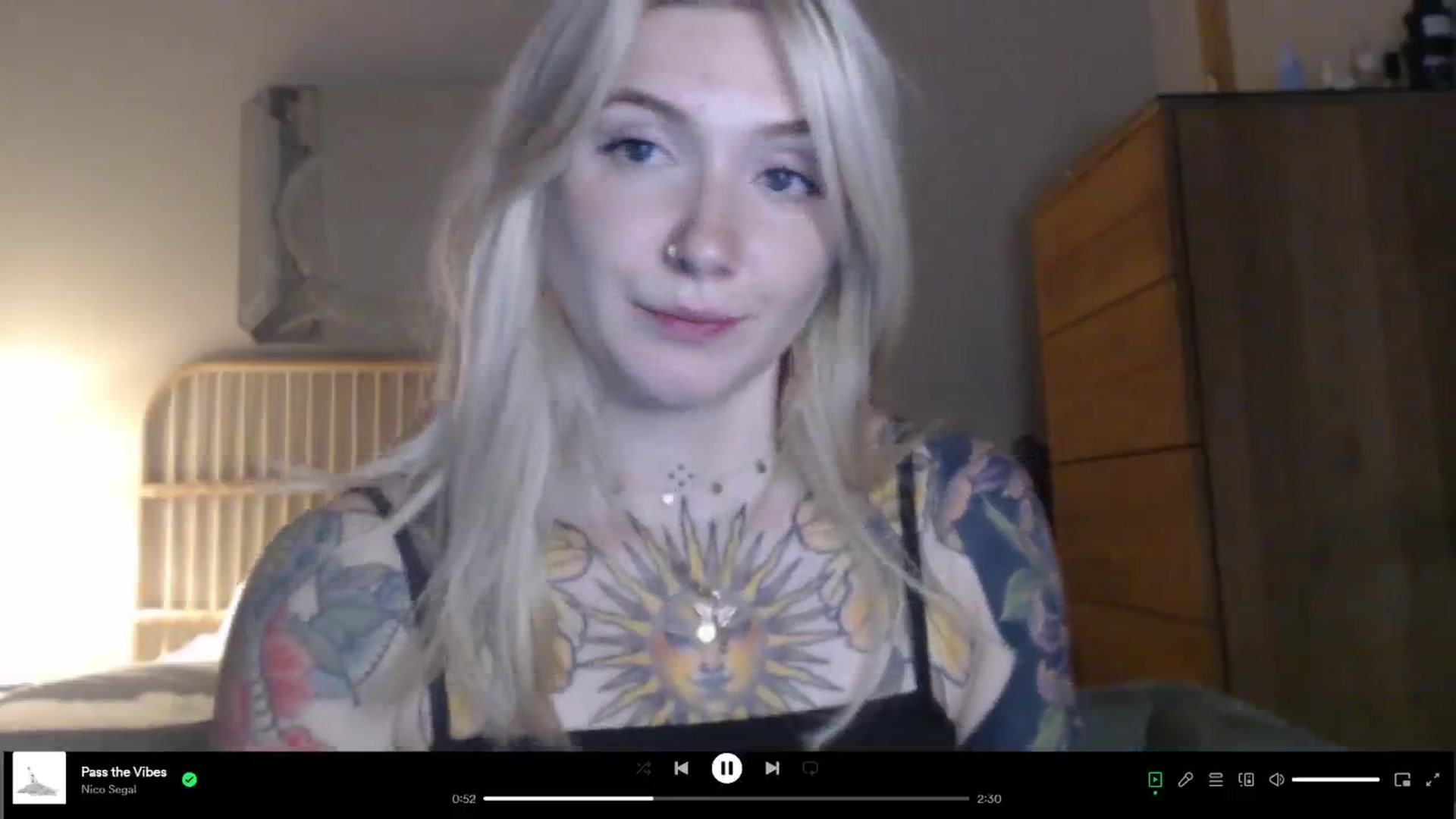Gallery image thumbnail from Tattoo_bbgirl's myfreecams stream on, 04/25/2024, 19:33 image 19 of 20