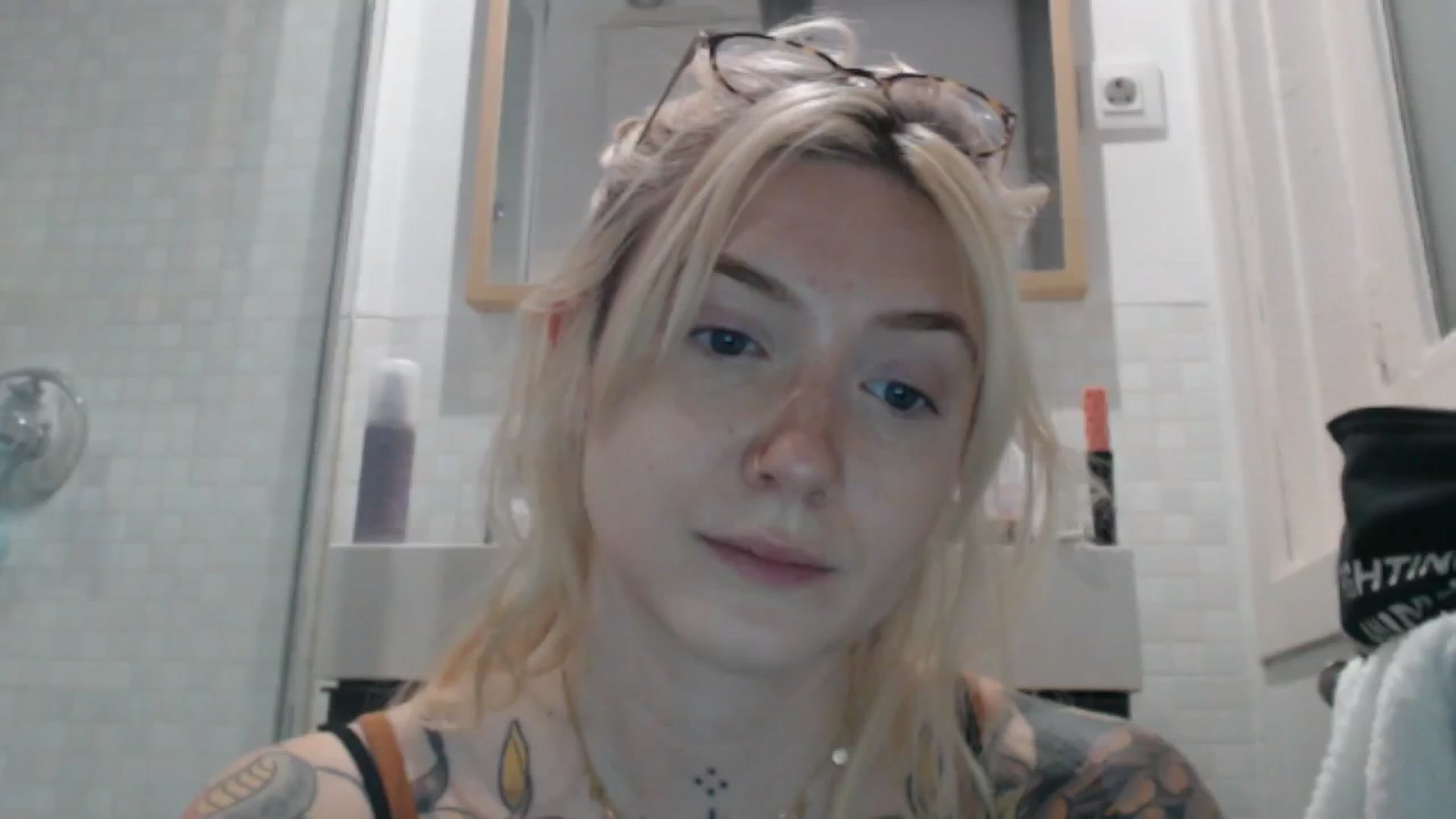 Gallery image thumbnail from Tattoo_bbgirl's myfreecams stream on, 04/29/2024, 13:15 image 9 of 20