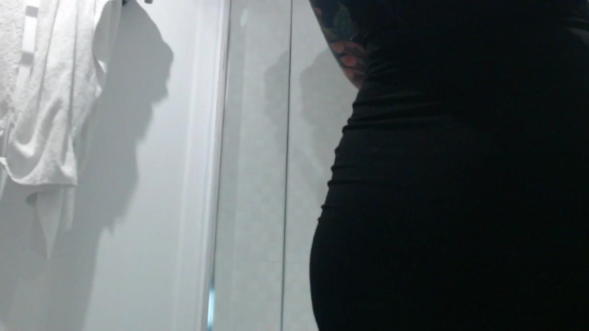 Gallery image thumbnail from Tattoo_bbgirl's myfreecams stream on, 04/29/2024, 13:15 image 1 of 20