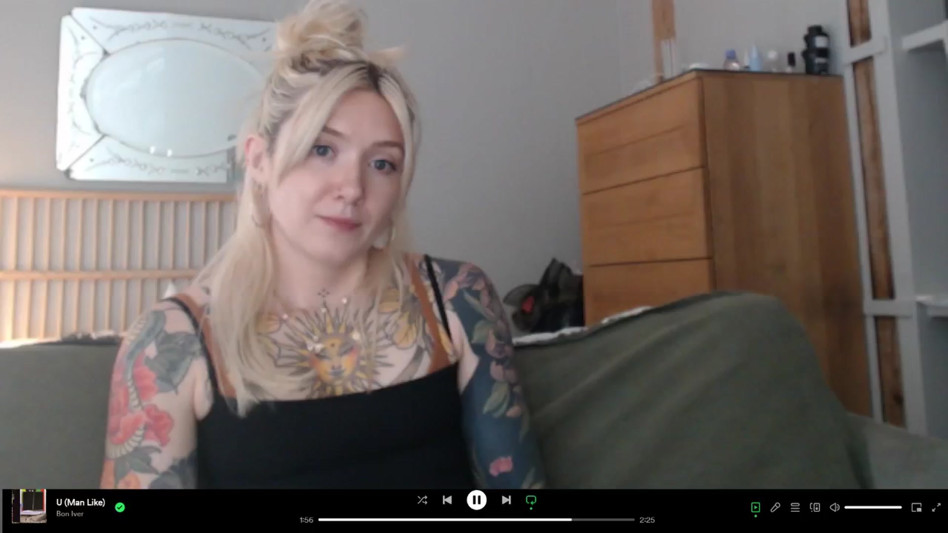 Gallery image thumbnail from Tattoo_bbgirl's myfreecams stream on, 04/29/2024, 16:39 image 1 of 20