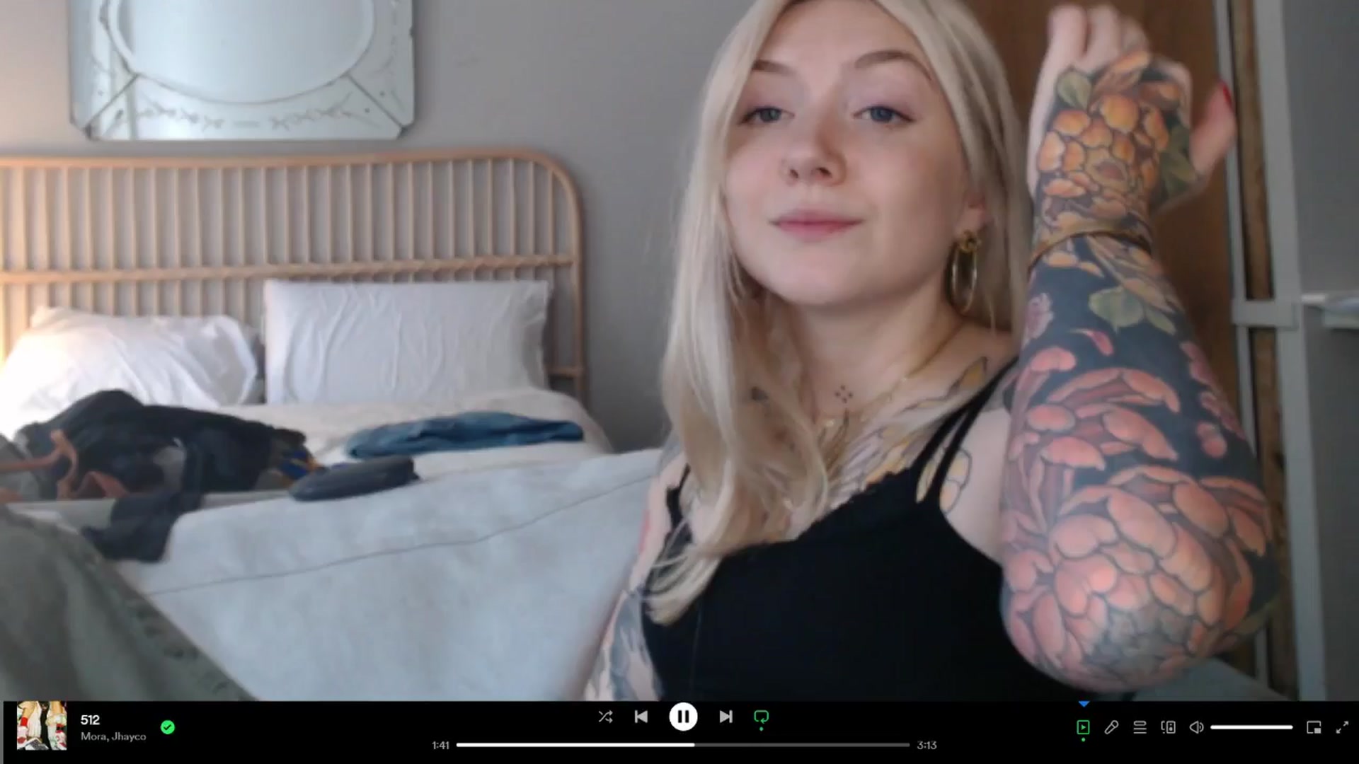 Gallery image thumbnail from Tattoo_bbgirl's myfreecams stream on, 05/01/2024, 17:39 image 3 of 20