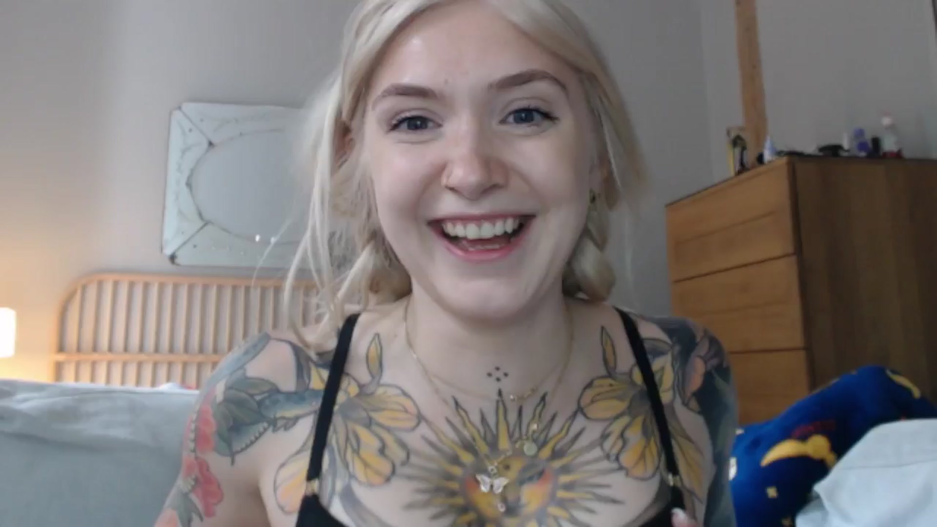 Gallery image thumbnail from Tattoo_bbgirl's myfreecams stream on, 05/15/2024, 15:21 image 7 of 20
