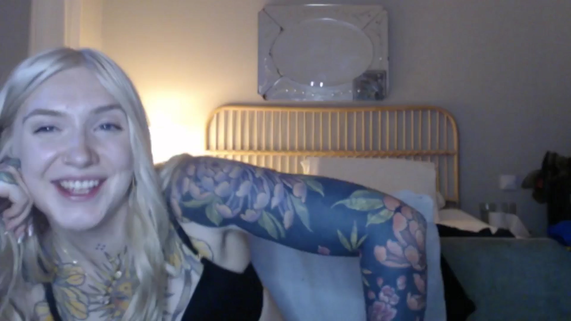 Gallery image thumbnail from Tattoo_bbgirl's myfreecams stream on, 05/15/2024, 19:47 image 19 of 20