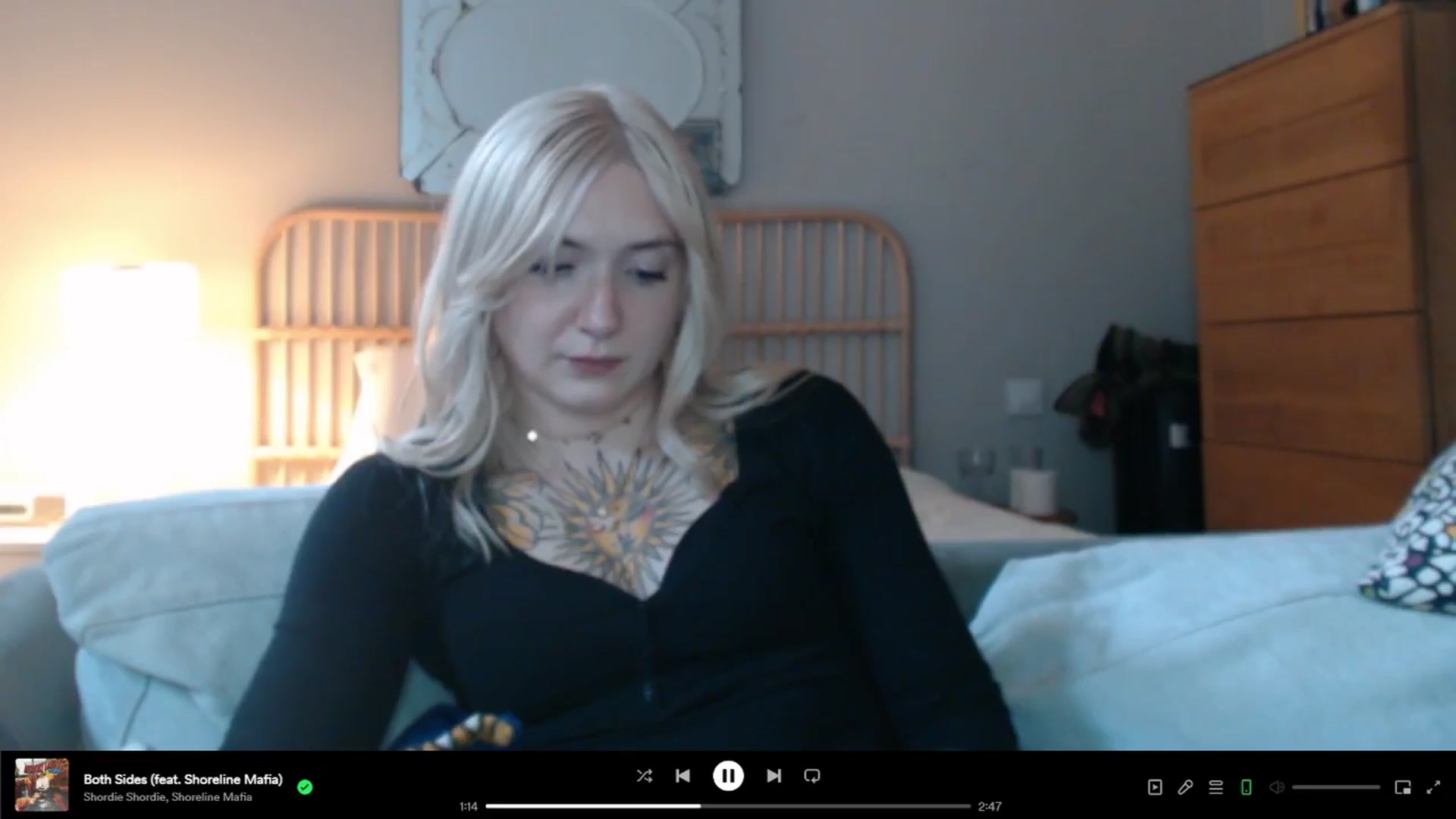 Gallery image thumbnail from Tattoo_bbgirl's myfreecams stream on, 05/17/2024, 21:13 image 9 of 20