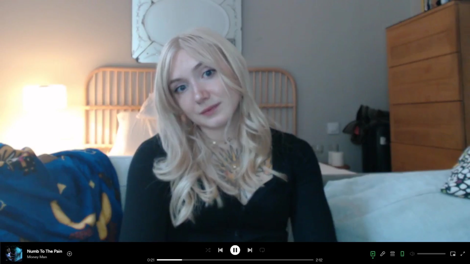 Gallery image thumbnail from Tattoo_bbgirl's myfreecams stream on, 05/17/2024, 21:13 image 6 of 20