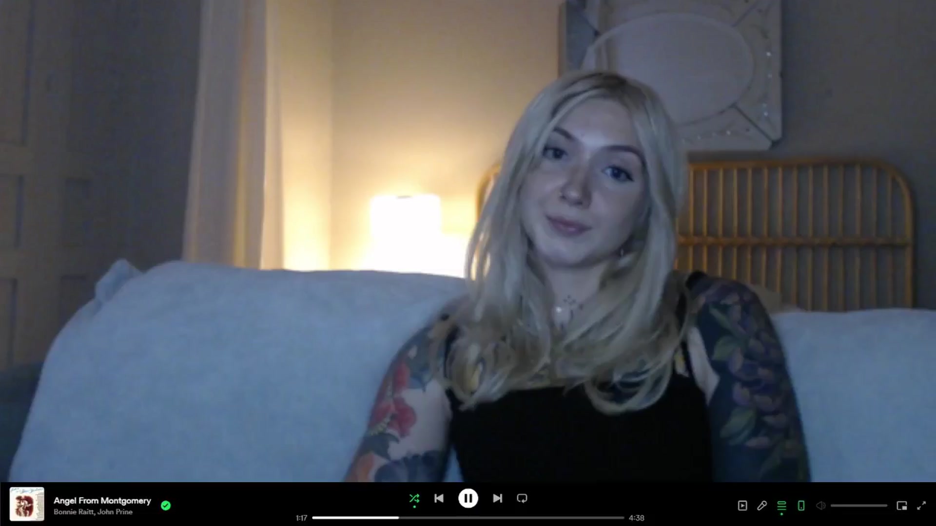 Gallery image thumbnail from Tattoo_bbgirl's myfreecams stream on, 05/21/2024, 20:11 image 6 of 20