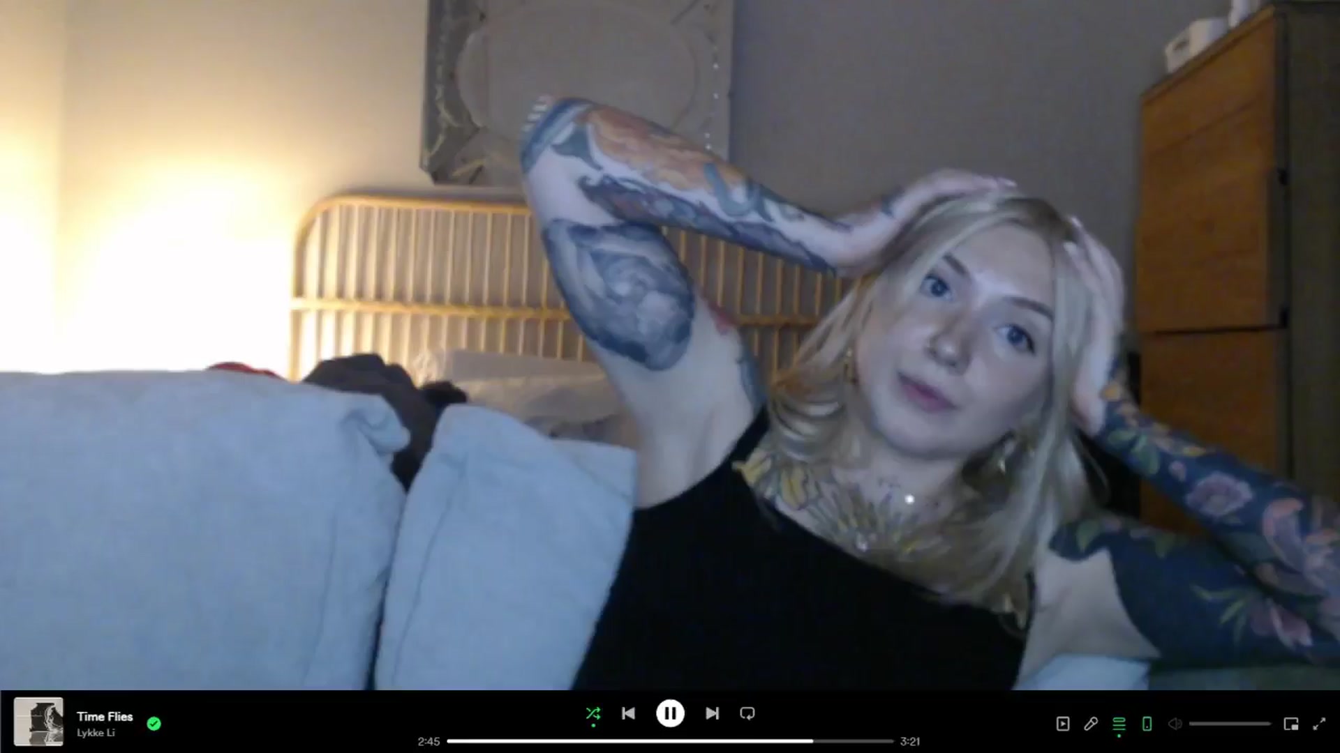 Gallery image thumbnail from Tattoo_bbgirl's myfreecams stream on, 05/21/2024, 20:11 image 20 of 20