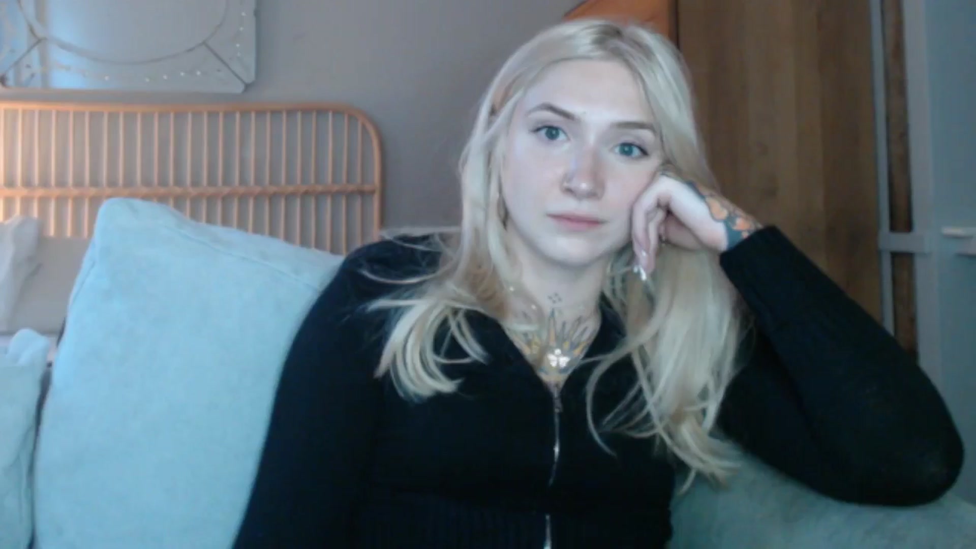 Gallery image thumbnail from Tattoo_bbgirl's myfreecams stream on, 05/22/2024, 19:10 image 20 of 20