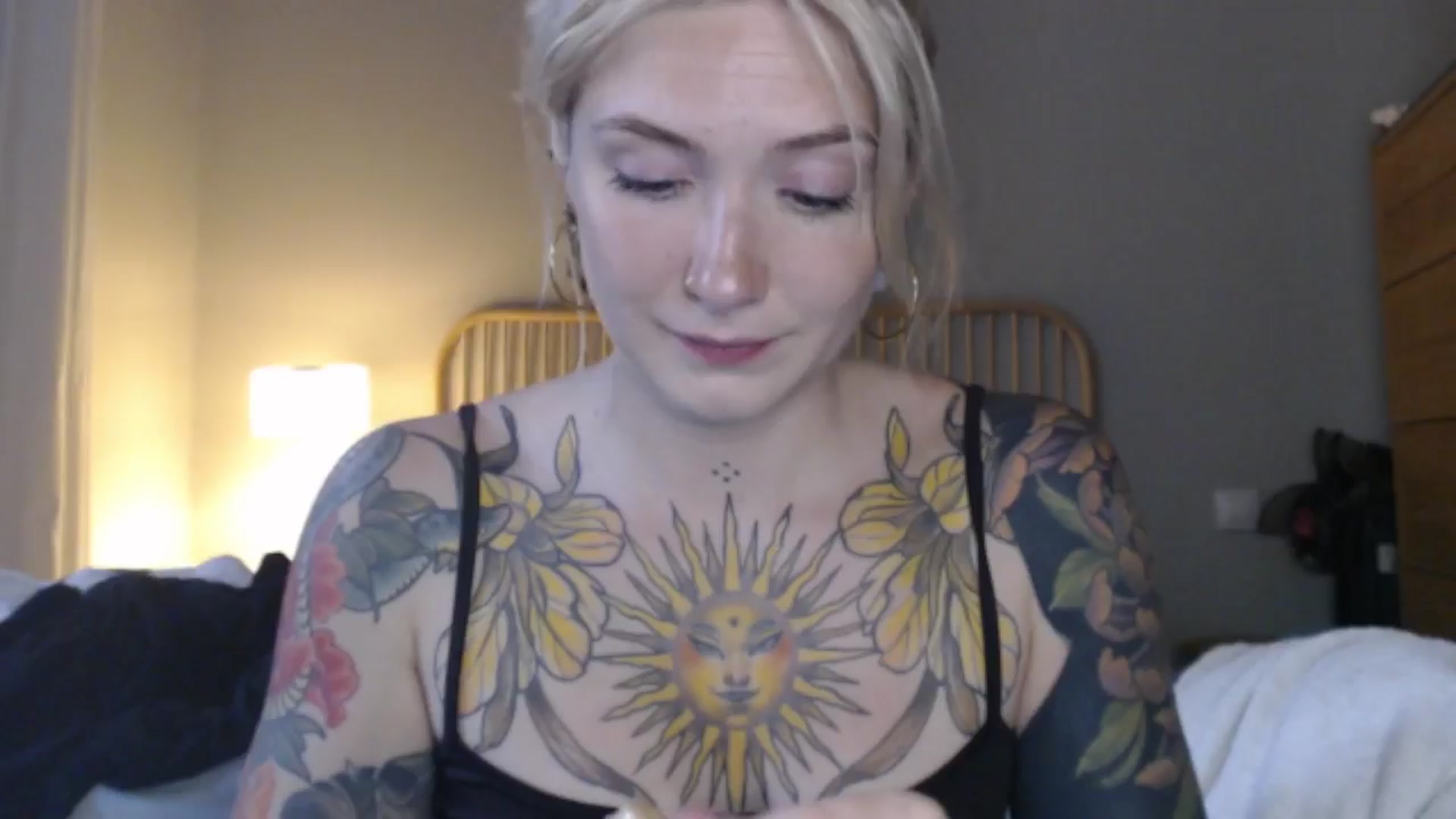 Gallery image thumbnail from Tattoo_bbgirl's myfreecams stream on, 06/01/2024, 18:15 image 8 of 20