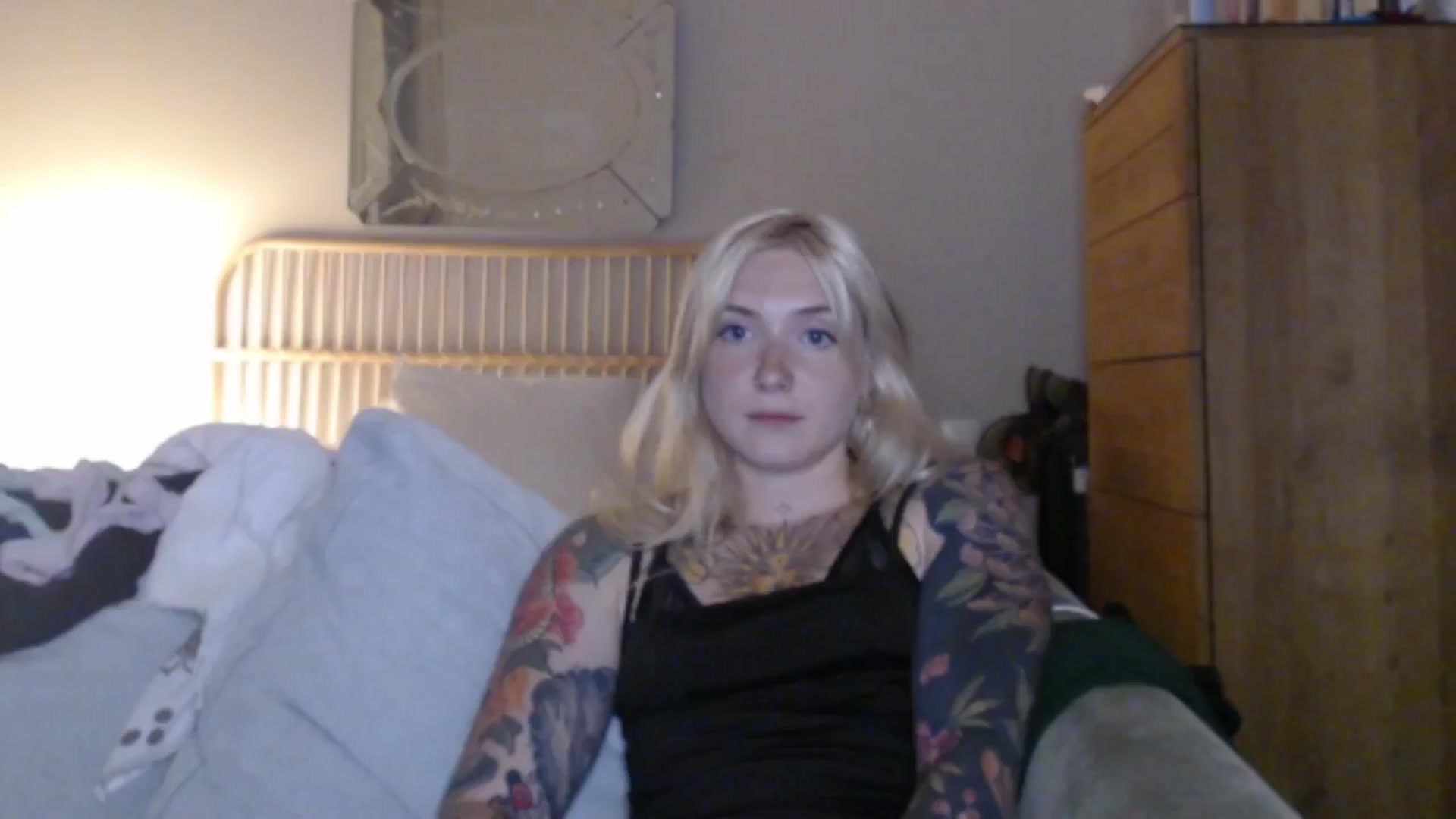 Gallery image thumbnail from Tattoo_bbgirl's myfreecams stream on, 06/01/2024, 21:19 image 10 of 20