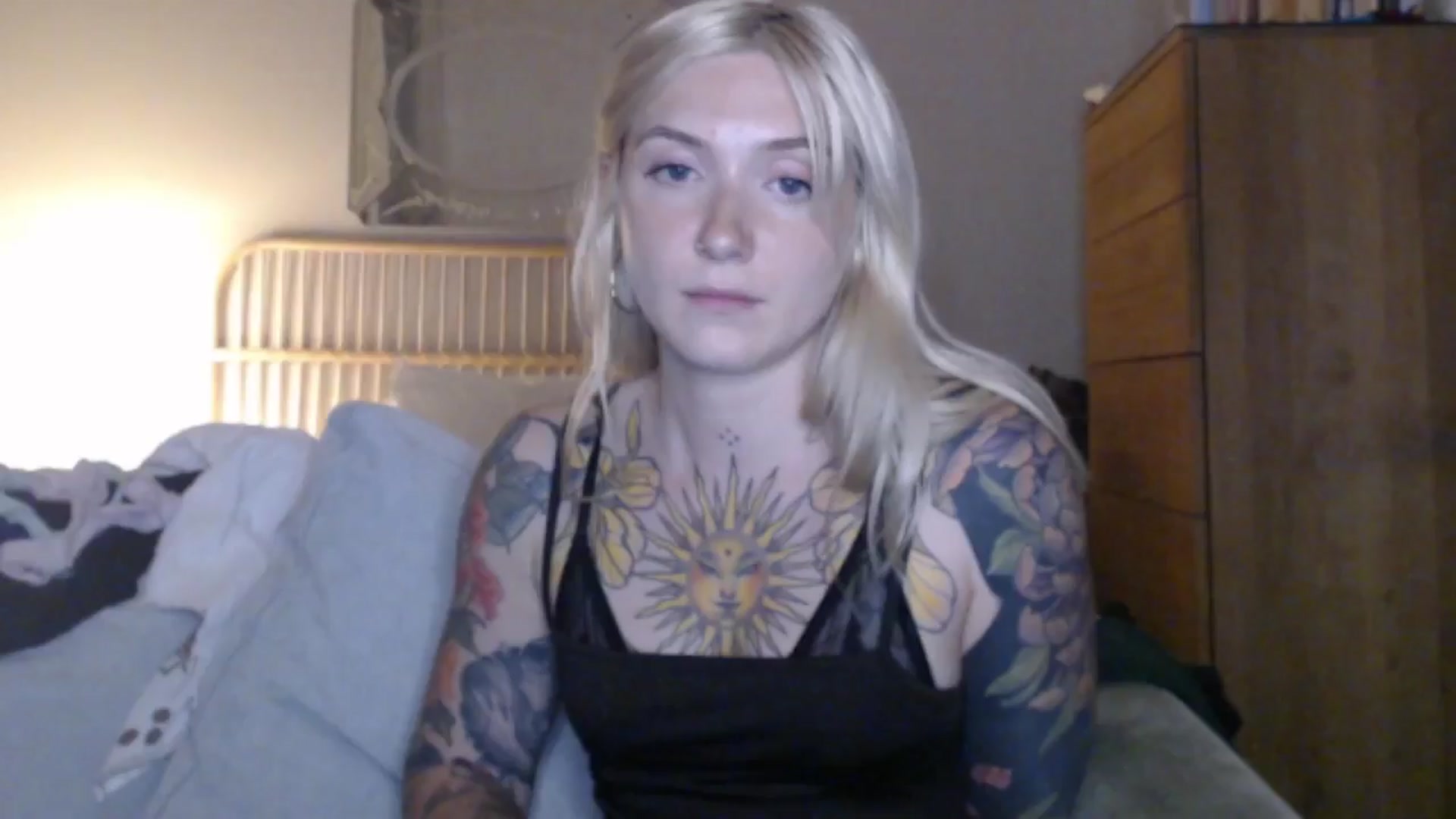 Gallery image thumbnail from Tattoo_bbgirl's myfreecams stream on, 06/01/2024, 21:19 image 12 of 20