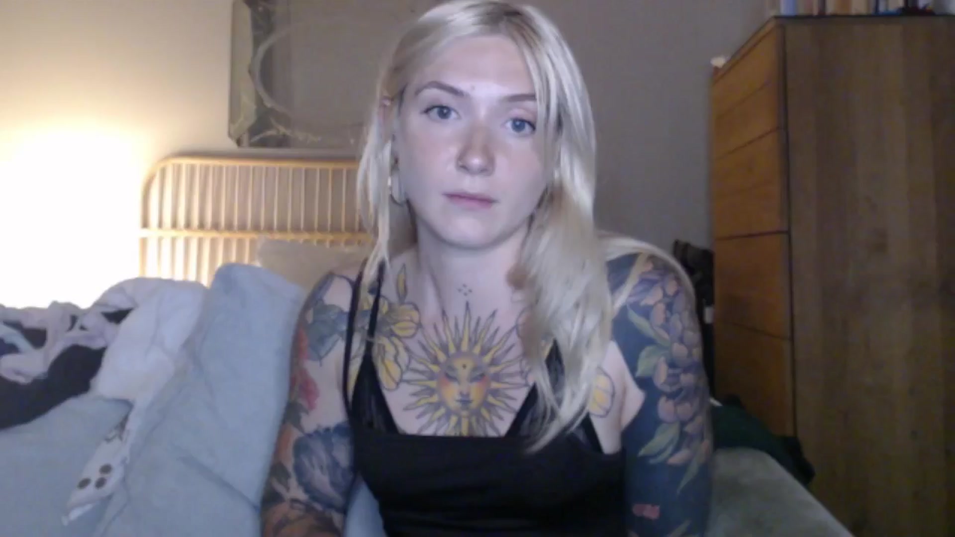 Gallery image thumbnail from Tattoo_bbgirl's myfreecams stream on, 06/01/2024, 21:19 image 13 of 20