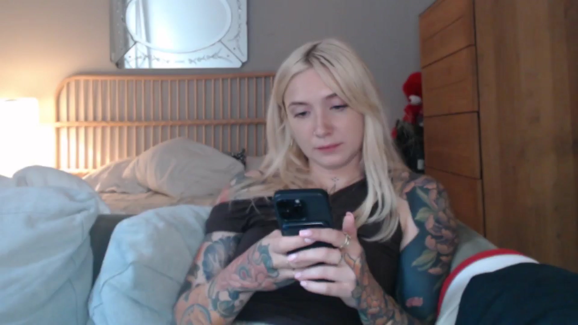 Gallery image thumbnail from Tattoo_bbgirl's myfreecams stream on, 06/06/2024, 18:32 image 15 of 20