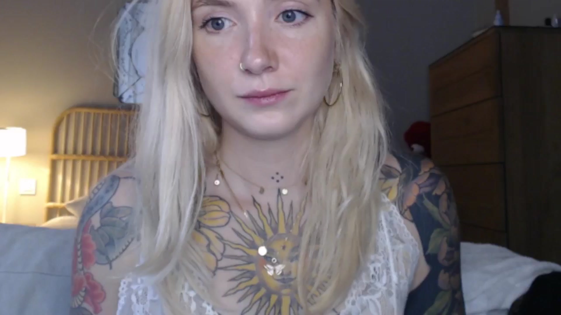 Gallery image thumbnail from Tattoo_bbgirl's myfreecams stream on, 06/08/2024, 17:20 image 17 of 20