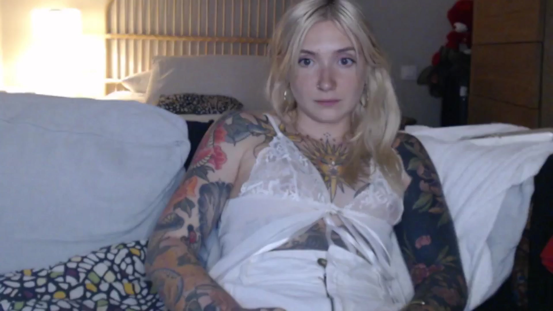 Gallery image thumbnail from Tattoo_bbgirl's myfreecams stream on, 06/08/2024, 20:29 image 13 of 20