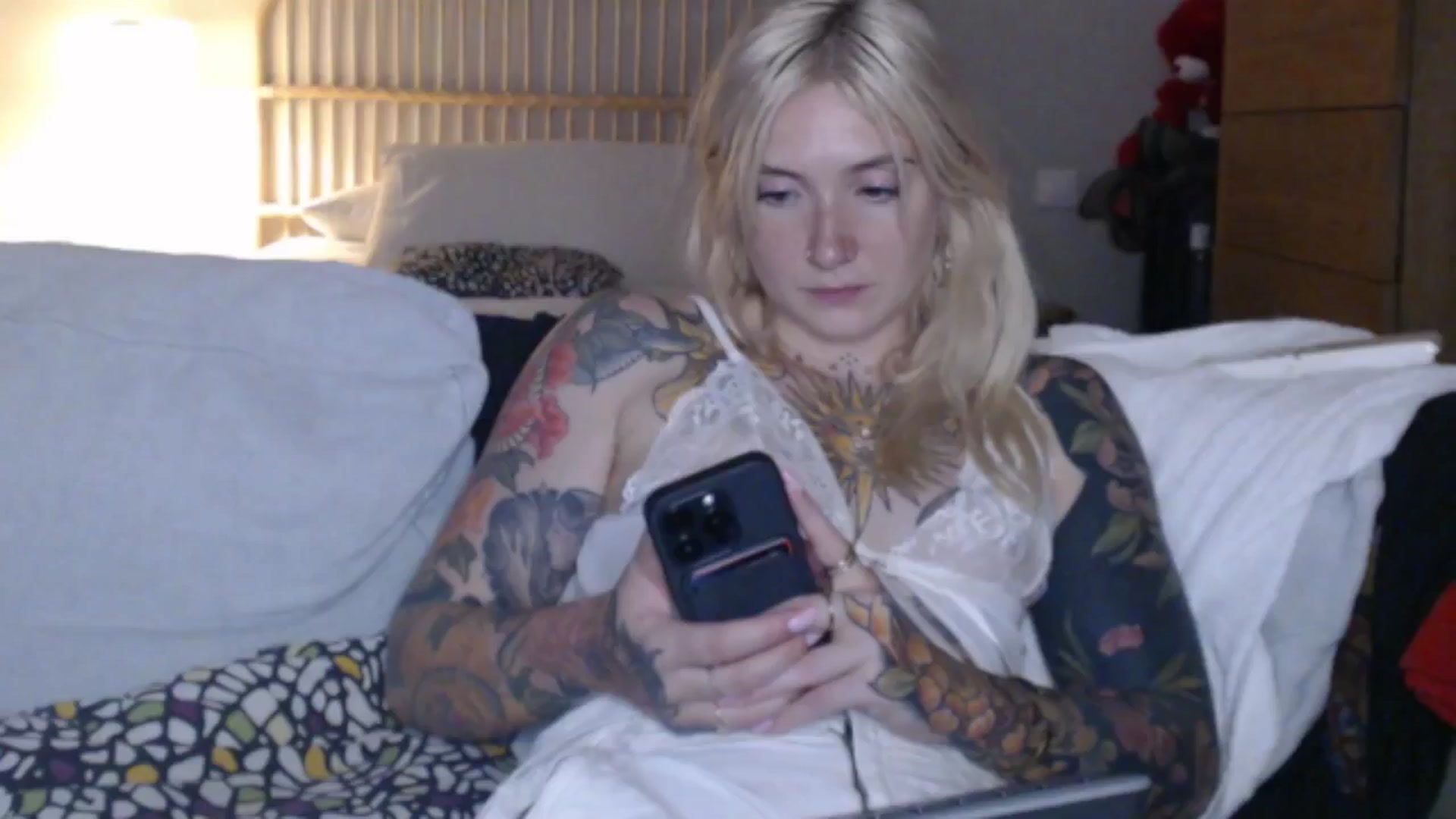 Gallery image thumbnail from Tattoo_bbgirl's myfreecams stream on, 06/08/2024, 20:29 image 14 of 20