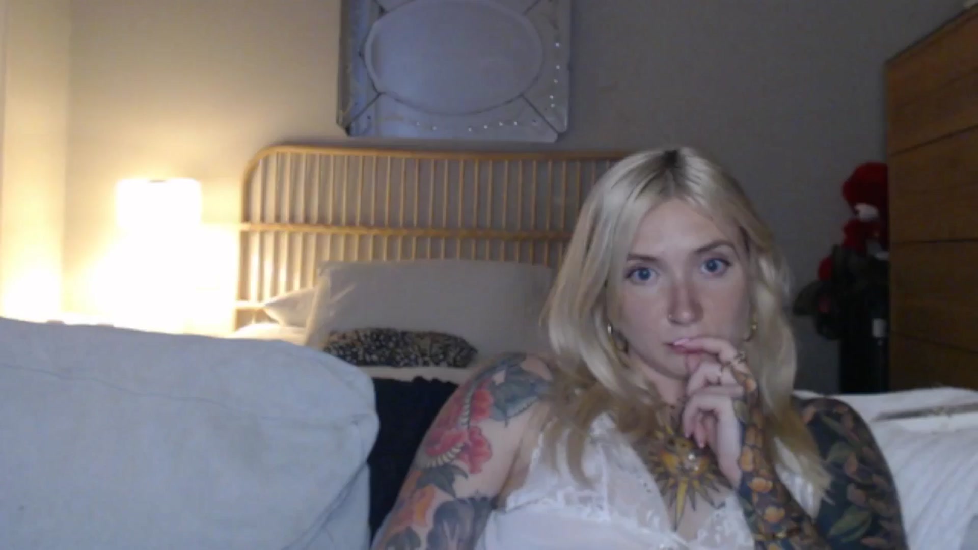 Gallery image thumbnail from Tattoo_bbgirl's myfreecams stream on, 06/08/2024, 20:29 image 11 of 20