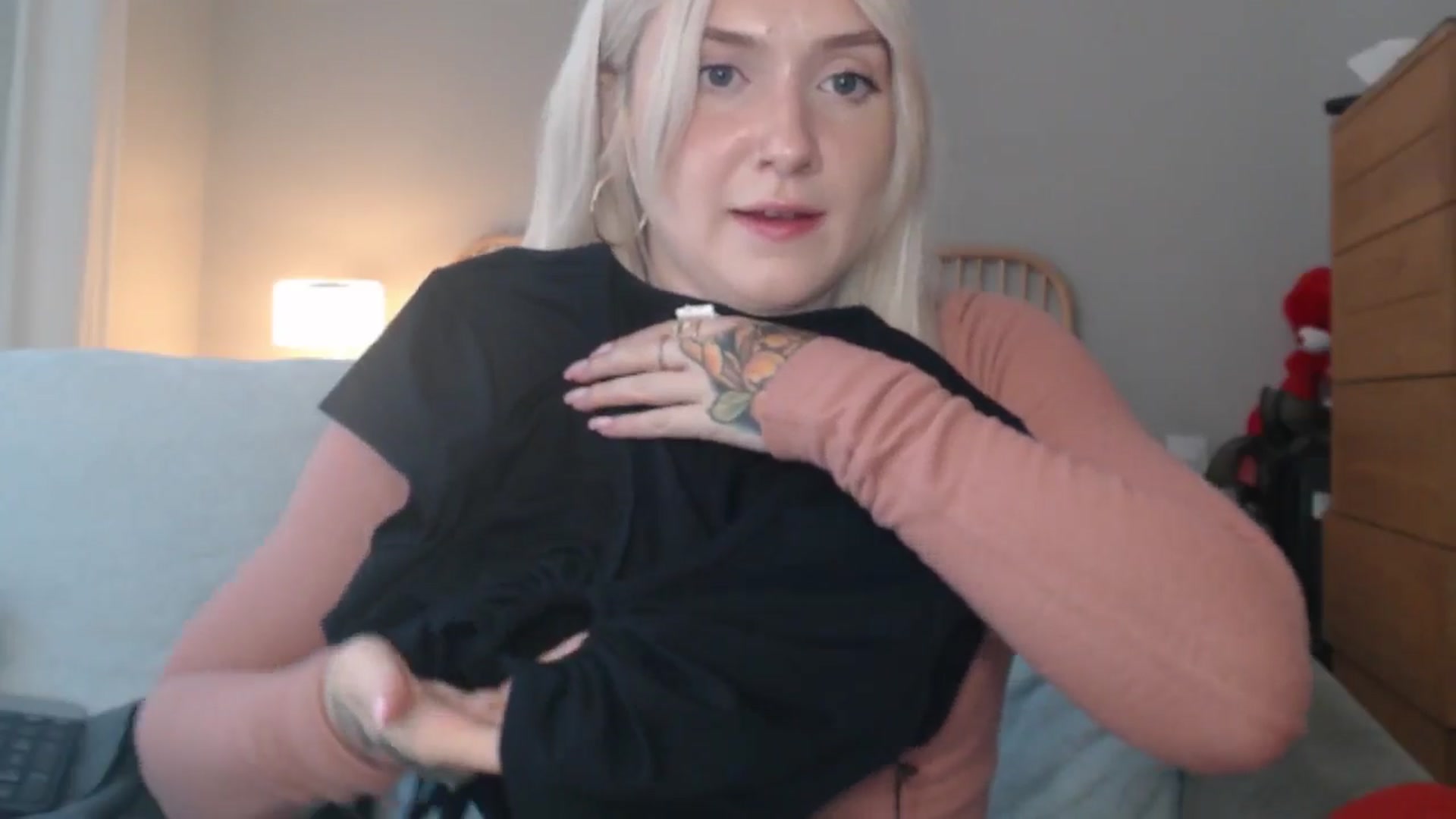 Gallery image thumbnail from Tattoo_bbgirl's myfreecams stream on, 06/17/2024, 16:31 image 7 of 20
