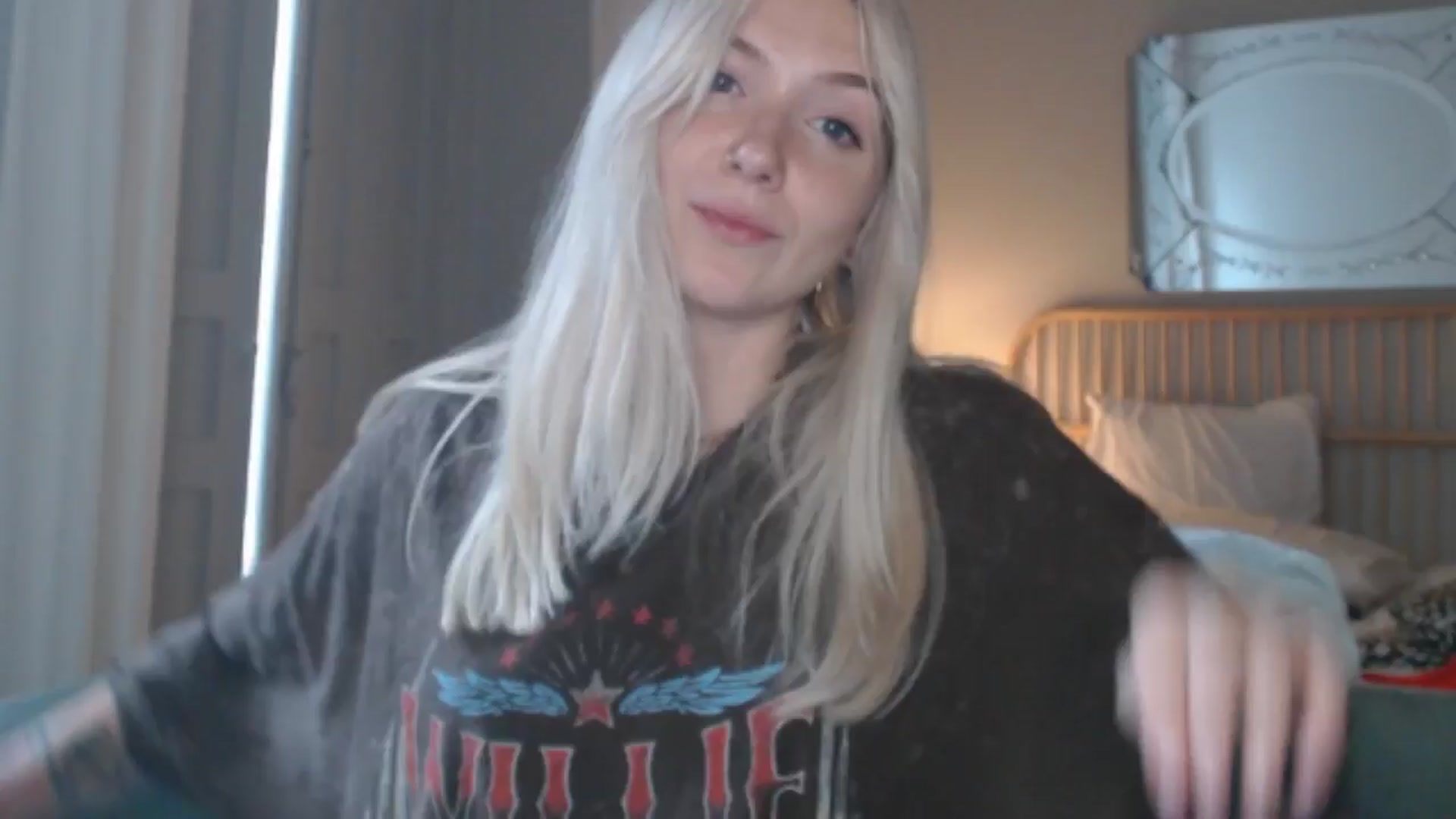 Gallery image thumbnail from Tattoo_bbgirl's myfreecams stream on, 06/18/2024, 15:23 image 19 of 20
