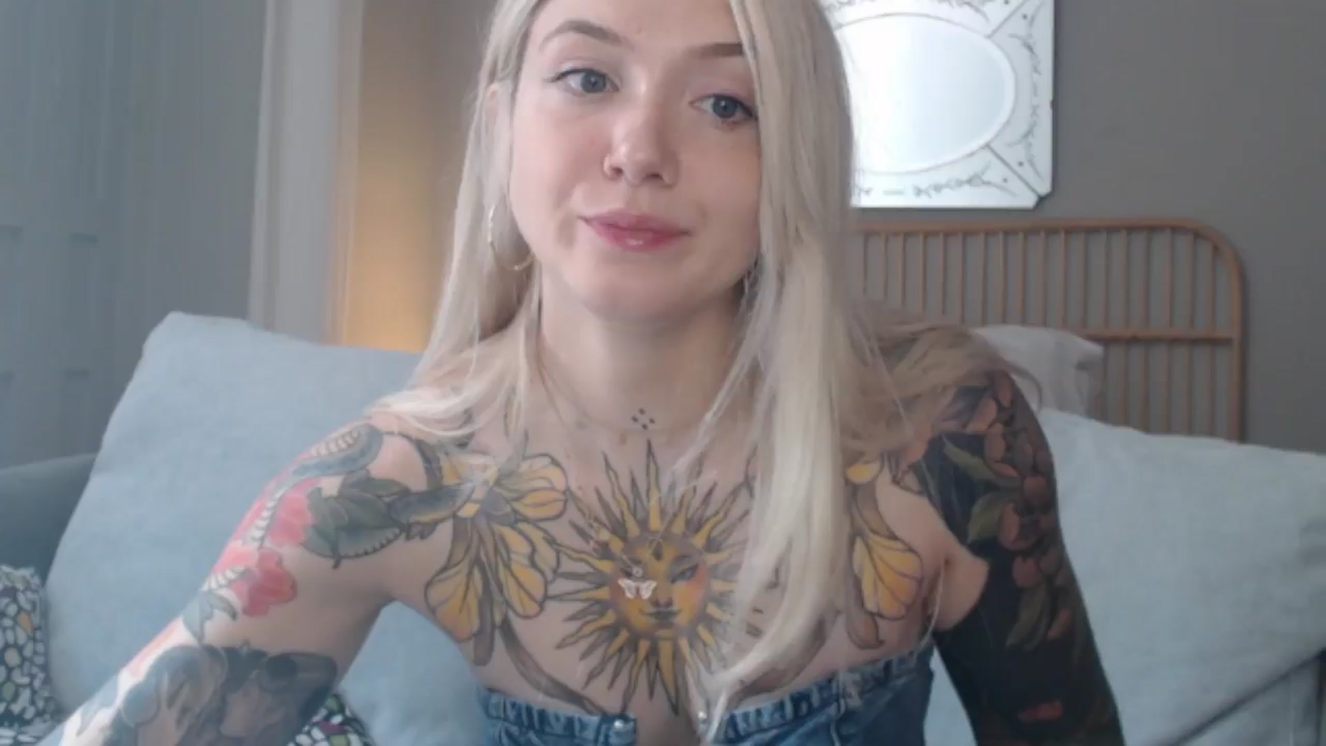 Gallery image thumbnail from Tattoo_bbgirl's myfreecams stream on, 06/19/2024, 14:23 image 6 of 20