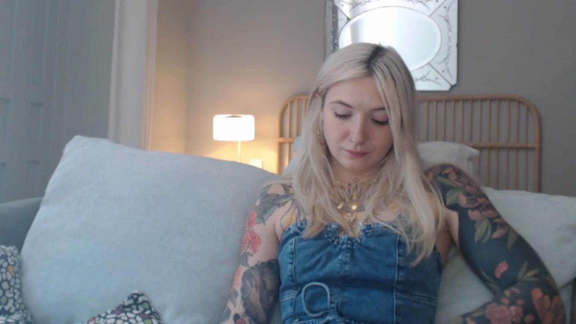 Gallery image thumbnail from Tattoo_bbgirl's myfreecams stream on, 06/19/2024, 14:23 image 7 of 20