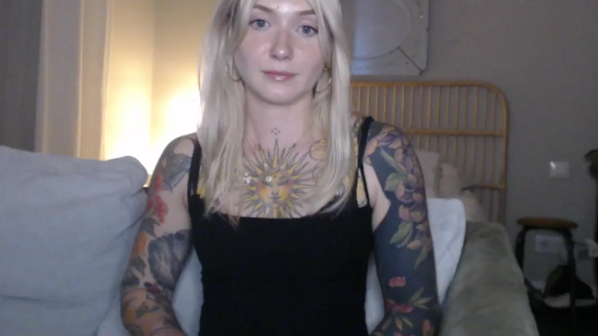Gallery image thumbnail from Tattoo_bbgirl's myfreecams stream on, 06/24/2024, 20:07 image 2 of 20