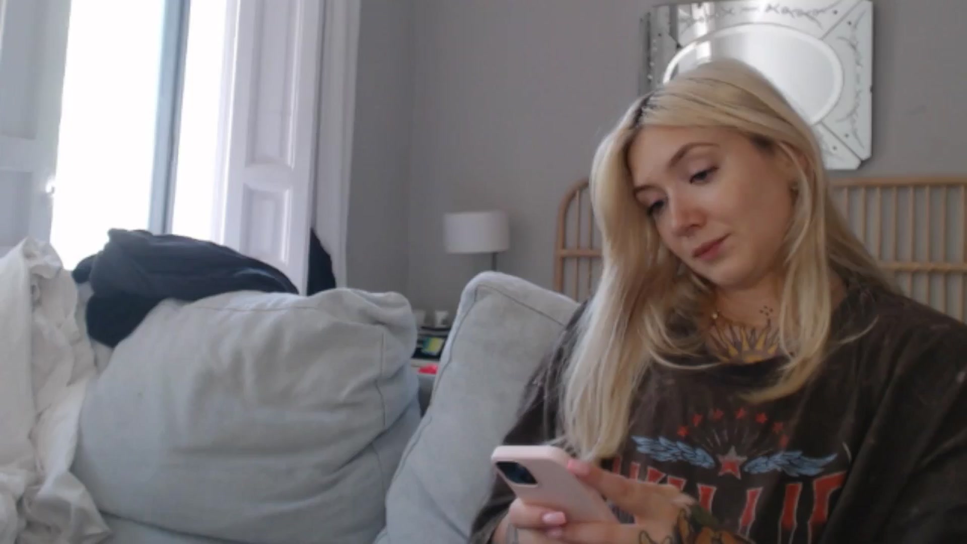 Gallery image thumbnail from Tattoo_bbgirl's myfreecams stream on, 06/25/2024, 17:27 image 4 of 20