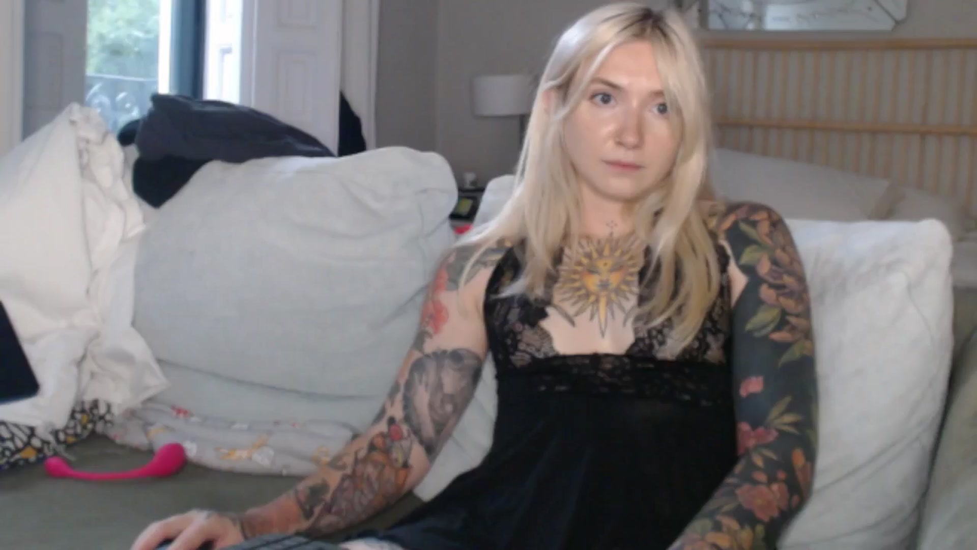 Gallery image thumbnail from Tattoo_bbgirl's myfreecams stream on, 06/25/2024, 17:48 image 20 of 20